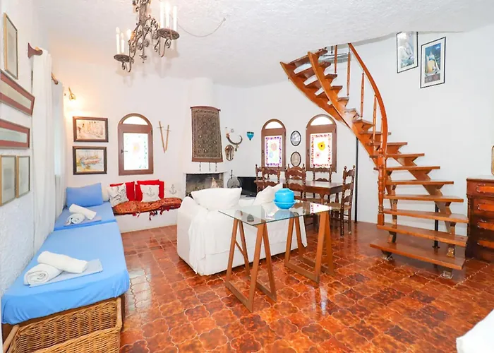 Сasa de vacaciones Spacious Maisonette On The Eu Blue Of In Sithonia, Greece Num1