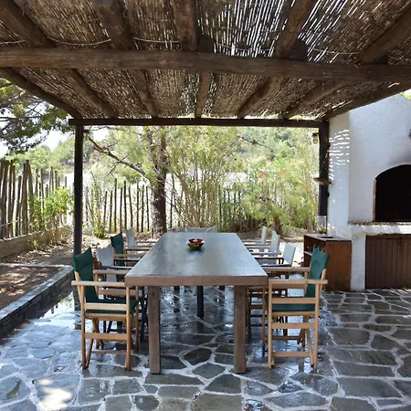 Tatil Evi Spacious Maisonette On The Eu Blue Of In Sithonia, Greece Num1 *